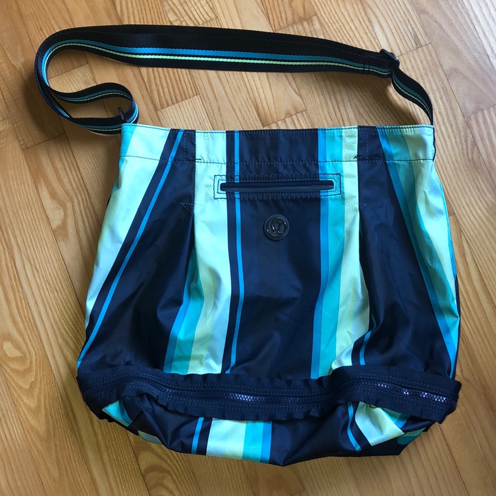 Lululemon Cross Body Bag!